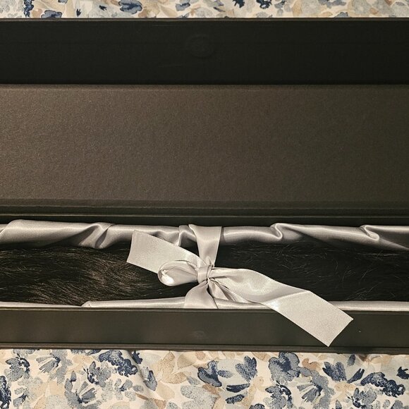 Harper Ellis Hiar Co. Box of Hair - Picture 2 of 6